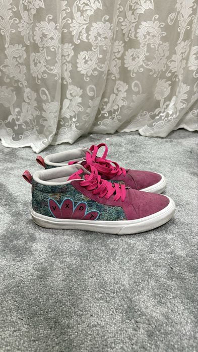 Продам кросовки модные