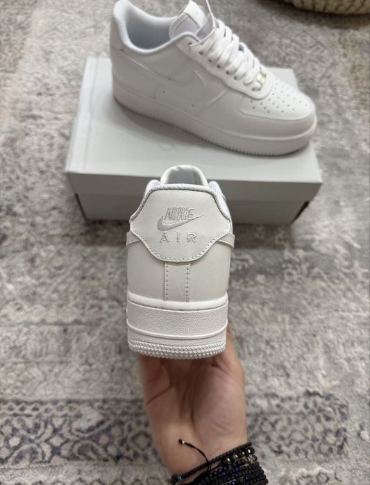 Vand adidasi nike airforce 1 (cei mai ieftini din romania)