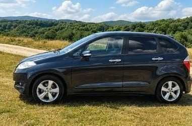 Honda Fr-v 2. 2 CDTI | Сменен съединител | 6 места
