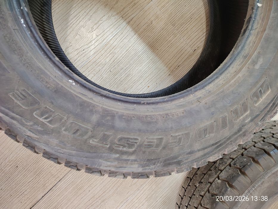 Продам баллон 265/65R17 Bridgestone.