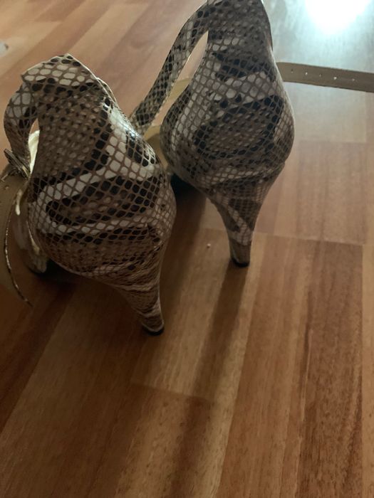 Pantofi piele naturala marime 40