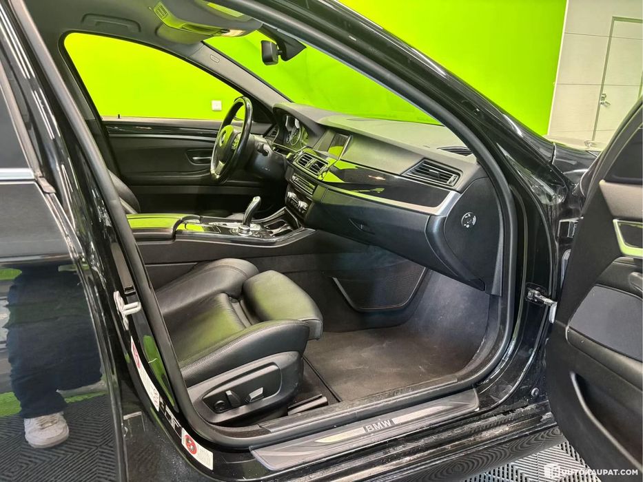 BMW 520d xDrive F10 LCI 2015 – 190 CP – Automat – Km reali