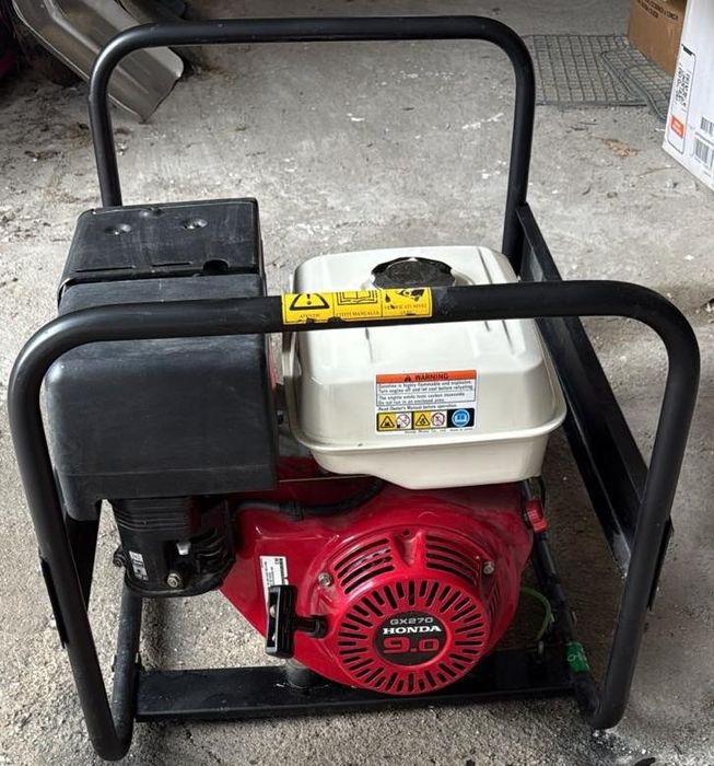 Generator curent pe benzină AGT HBS 4201 cu motor Honda 9.0CP 4,2kVA