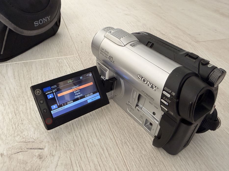 Camera Sony Handycam DCR-DVD110E