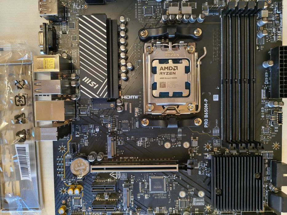 MSI PRO B650M‑P (microATX) + AMD Ryzen 5 8600G