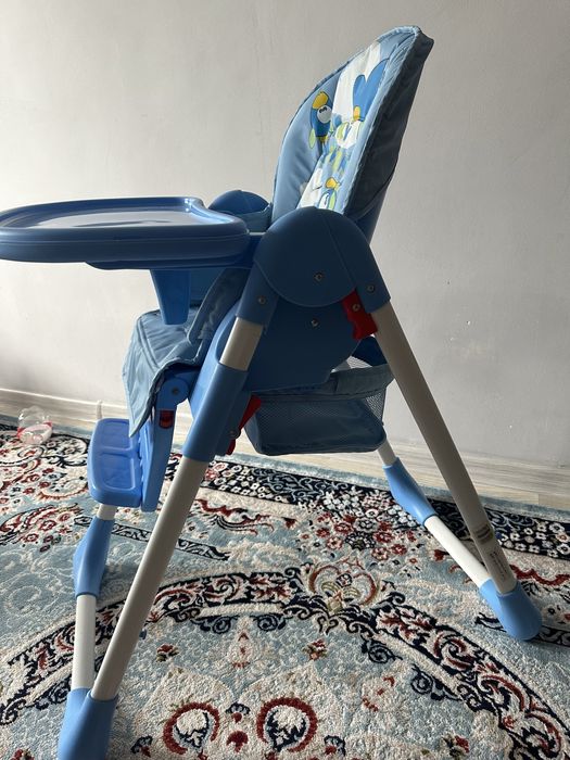 Детский столик для кормление