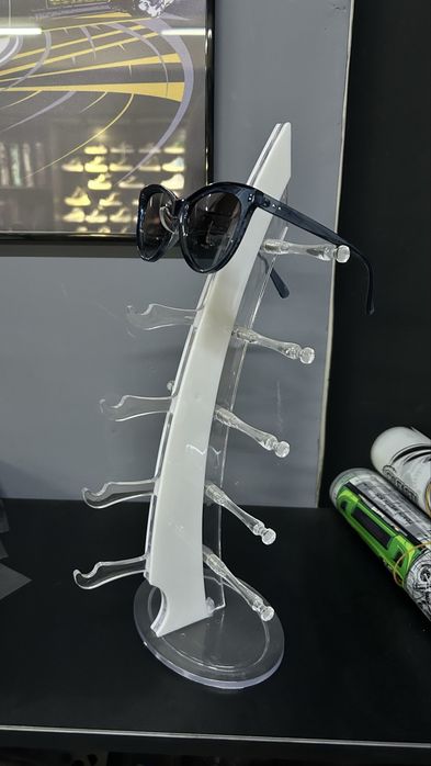 Стойки для очков