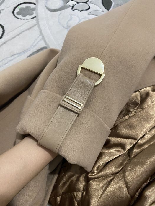 Пальто Loreta женская одежда