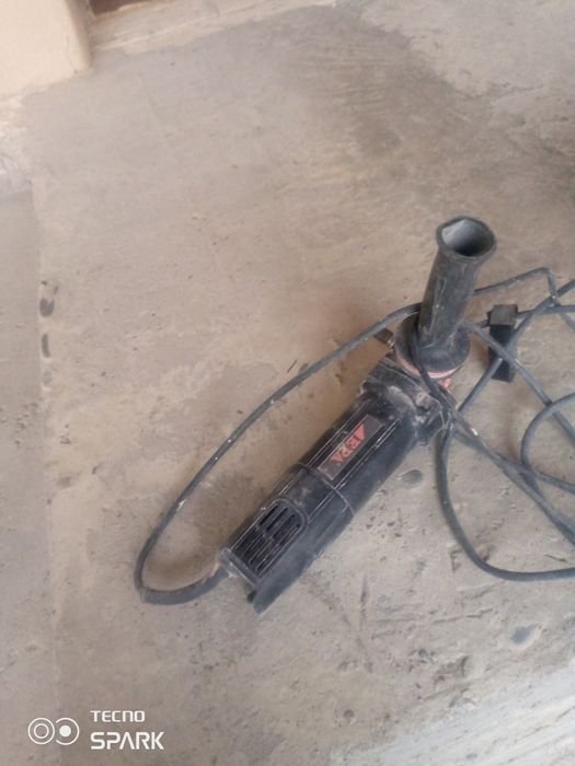 Болгарка ЭПА сотилади