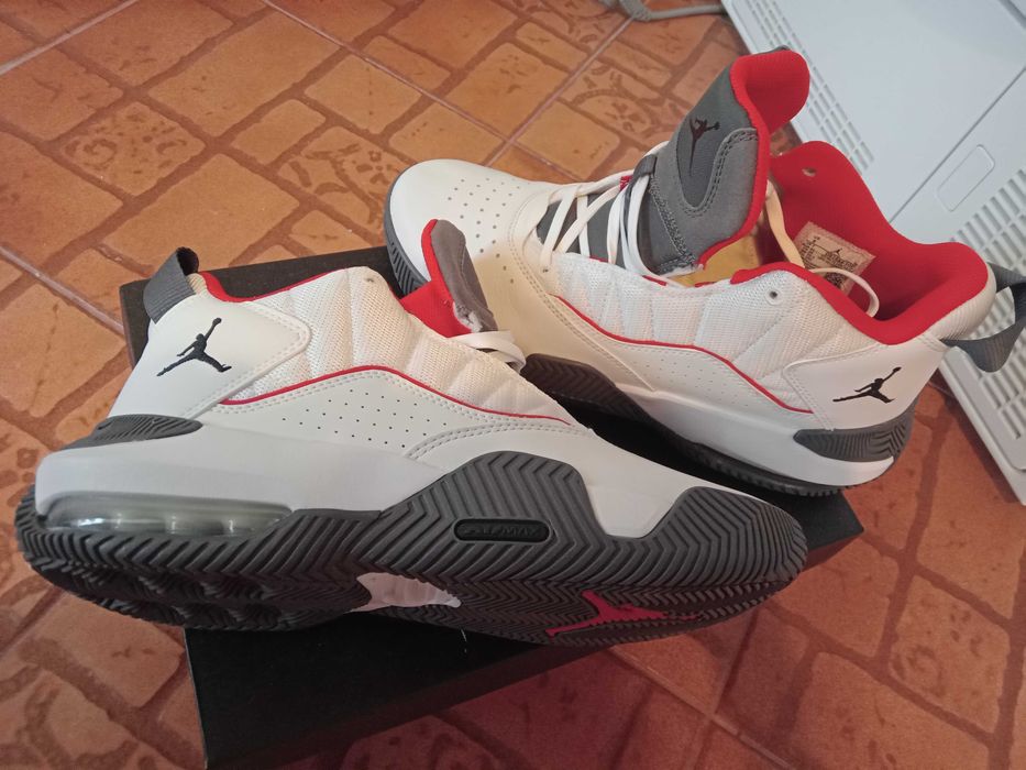 Nike Air Jordan Stay loyal 41 размер