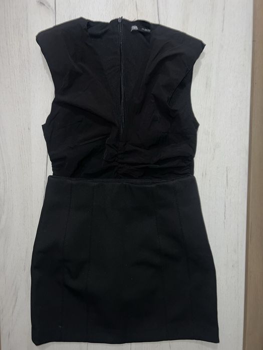 Чернo боди ZARA.