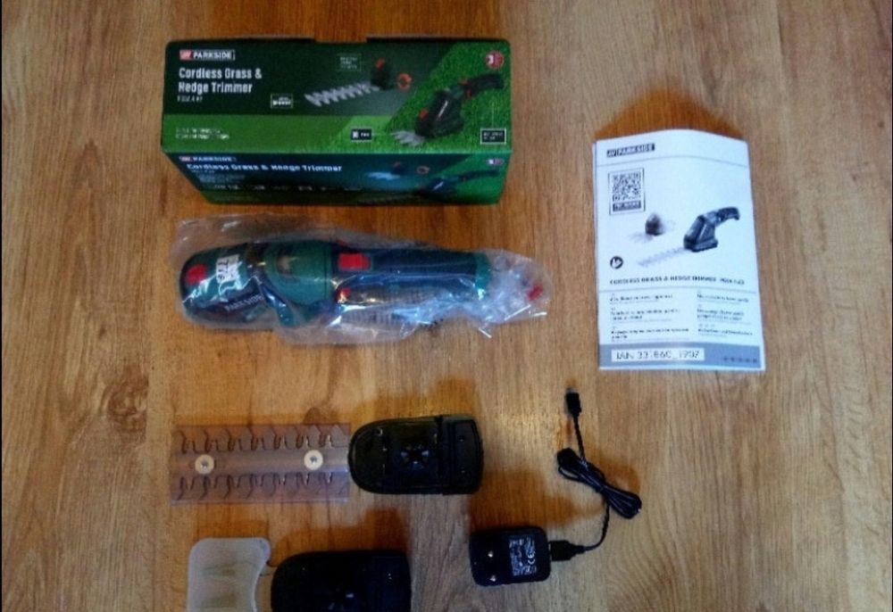 Foarfeca electrica Parkside pentru iarba și gard viu,acumulator 4v,Nou