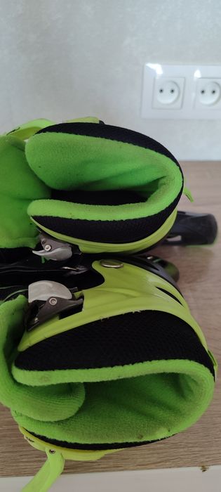 Продам роликовые коньки 3000 б/у