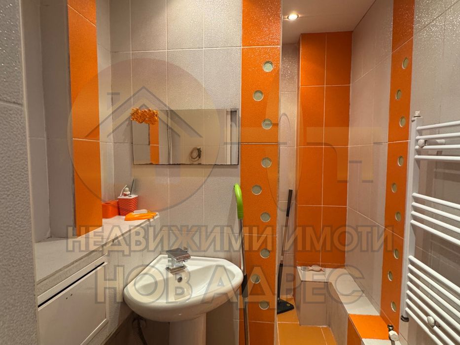 Продава се Тристаен апартамент в Търговище, Център - 83 кв.м за 1321 €/кв.м - Снимка #8