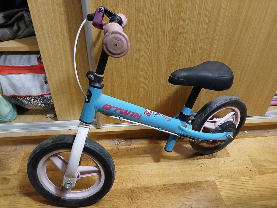 Vand bicicleta fara pedale, BTwin, pret 120 lei