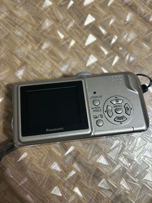 Фотоапарат Панасоник лумикс