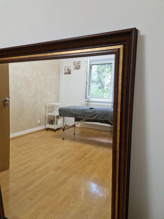 Oglinda superbă fără defecte