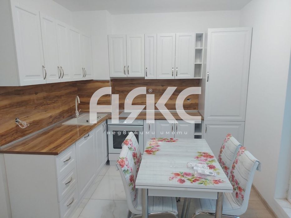 Тристаен обзаведен апартамент под наем в кв. Малинова долина