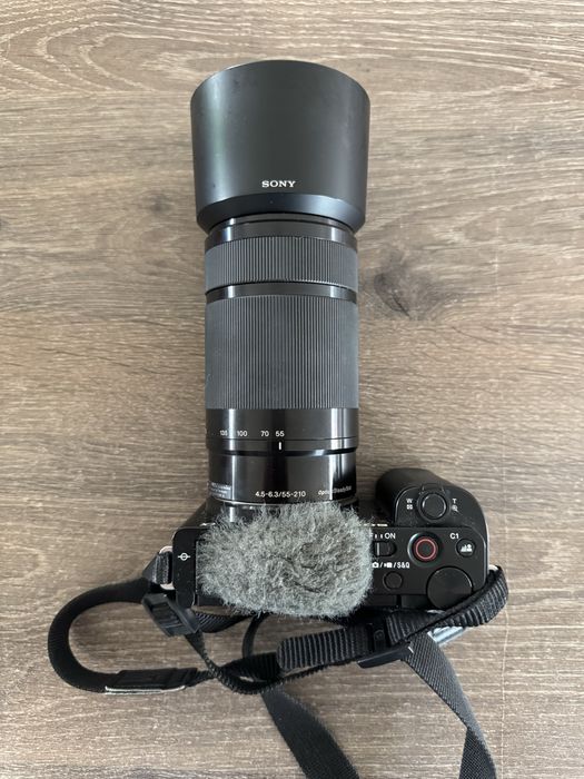 Kit Complet Sony ZV-E10 + 2 Obiective (16-50mm OSS + Tele 55-210mm OSS)