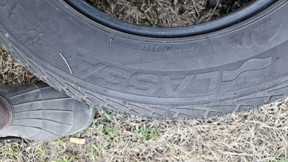 2бр гуми 195 65 15 ласа