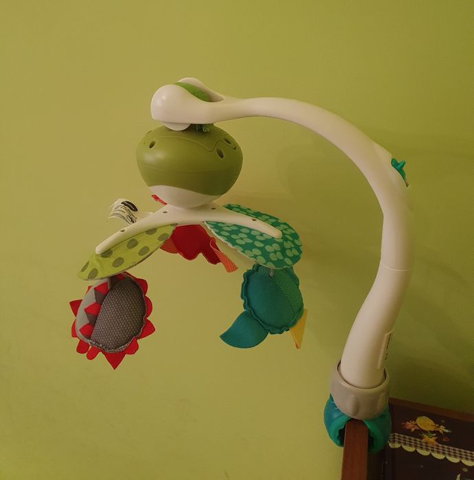 Музикална въртележка Tiny love