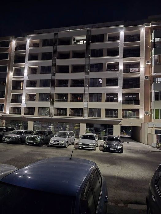 Тристаен апартамент в нова сграда с АКТ 16 в жк.Славейков