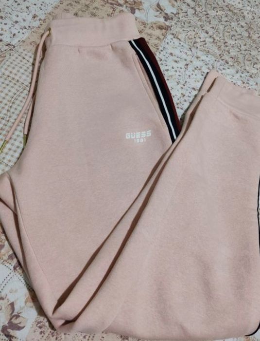 Дамско долнище Guess