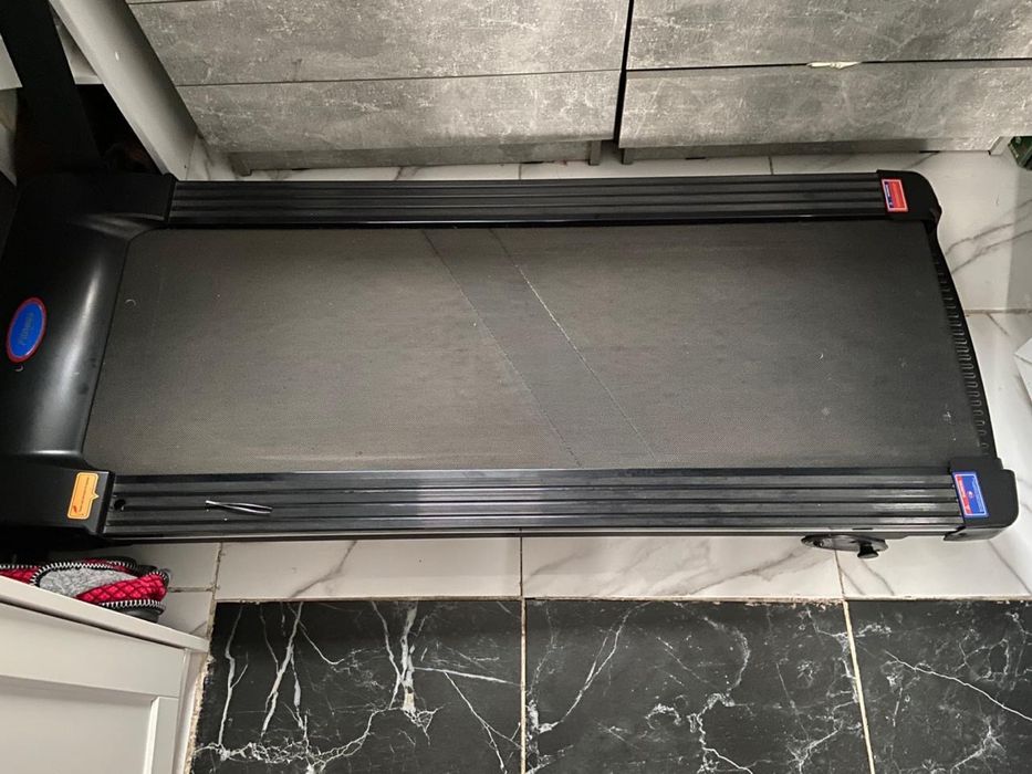 Продам беговую дорожку