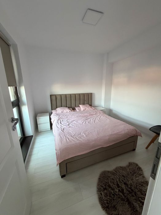 Apartament de închiriat