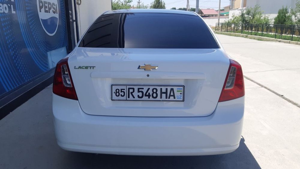 Jentra xalol toza moshina