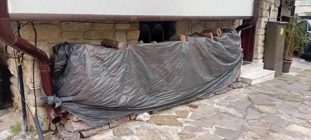 Сухи дърва за огрев