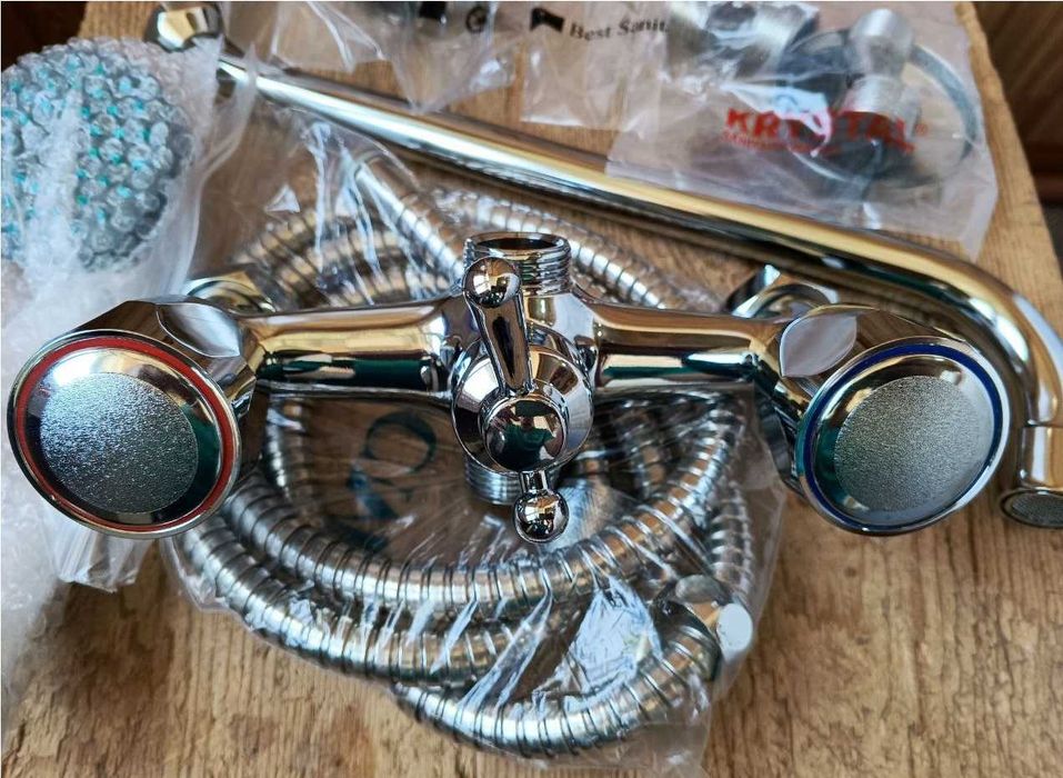 Смеситель KRYSTAL, полуоборотный для ванной