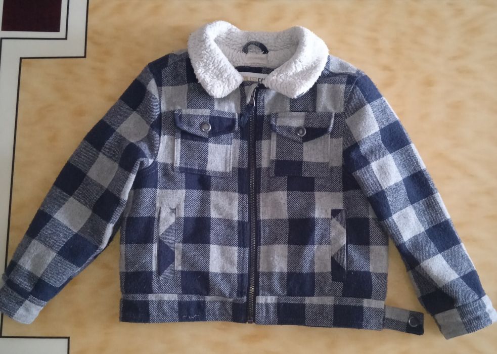 Пальто демисезонное