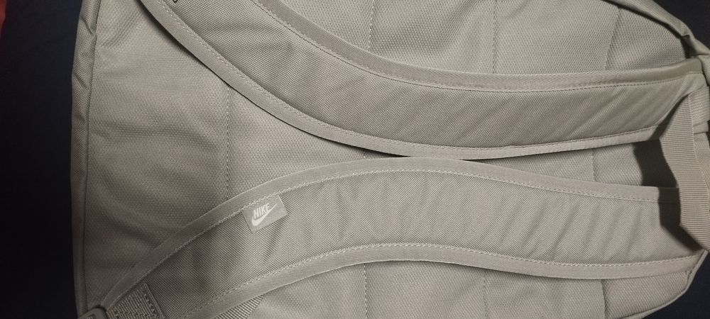 Раница  NIKE.30 евро.Нова.С етикет.