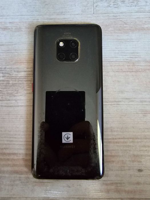 HUAWEI Mate 20 Pro 128 GB + подарък калъф