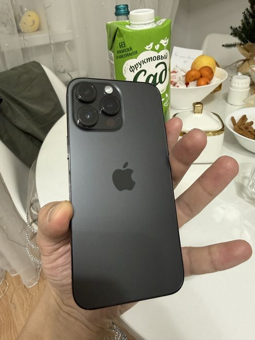 Продам айфон 14 про макс