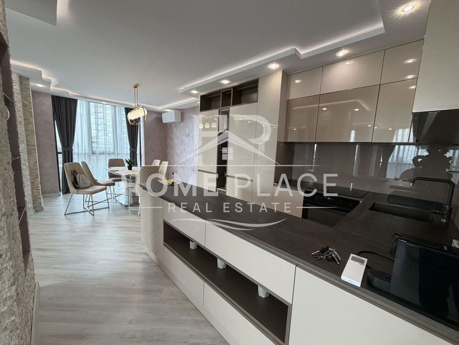 ПАРКОМЯСТО ! Двустаен апартамент под наем - Бриз