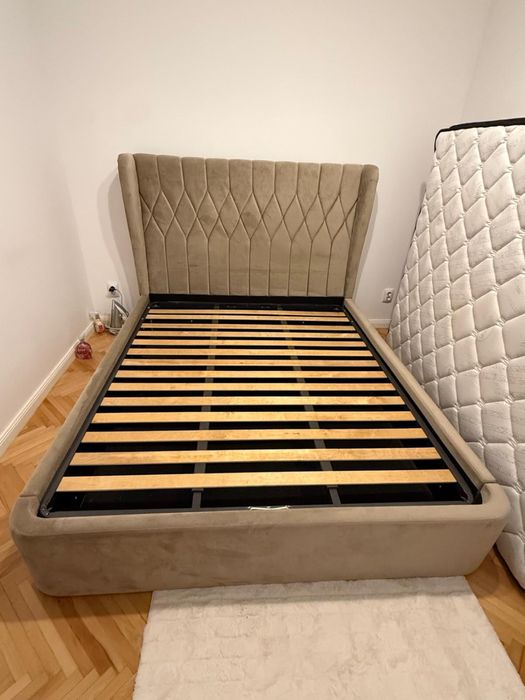 Pat matrimonial tapitat