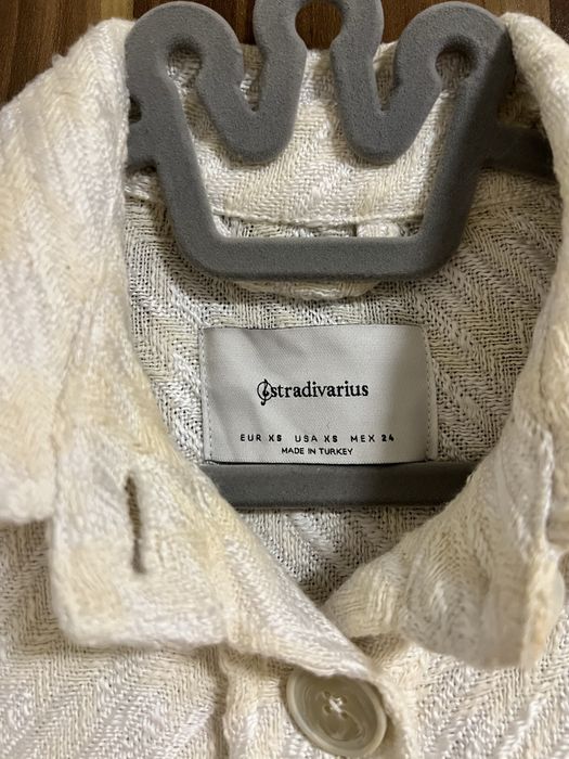 Stradivarius риза яке