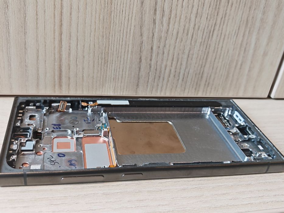 Display, capac, pen S23U/S24u/S25u