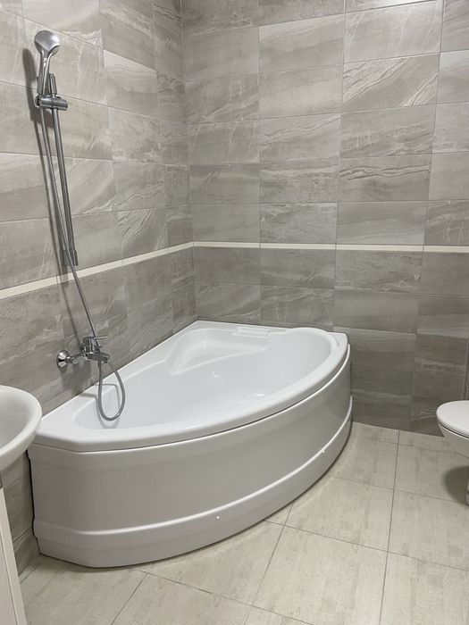 Apartament 2 cam. inchiriere Militari Residence—Direct Proprietar