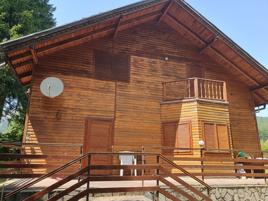 Sablare, curățare, vopsire lemn metal