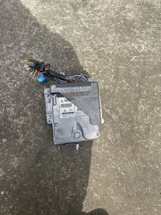 Компютър mitsubishi L200 мицобиши л200 дизел 2.5d 136кс 2008г