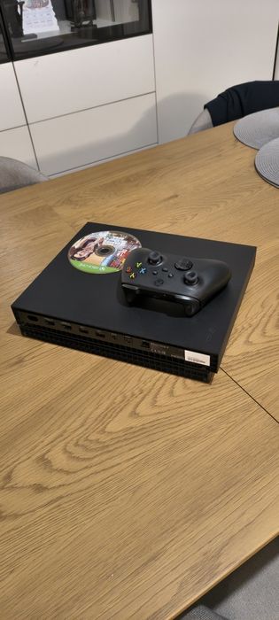 Xbox one X in stare buna
