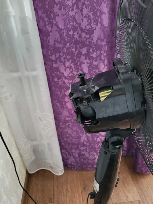 Продам винтилятор на ножке