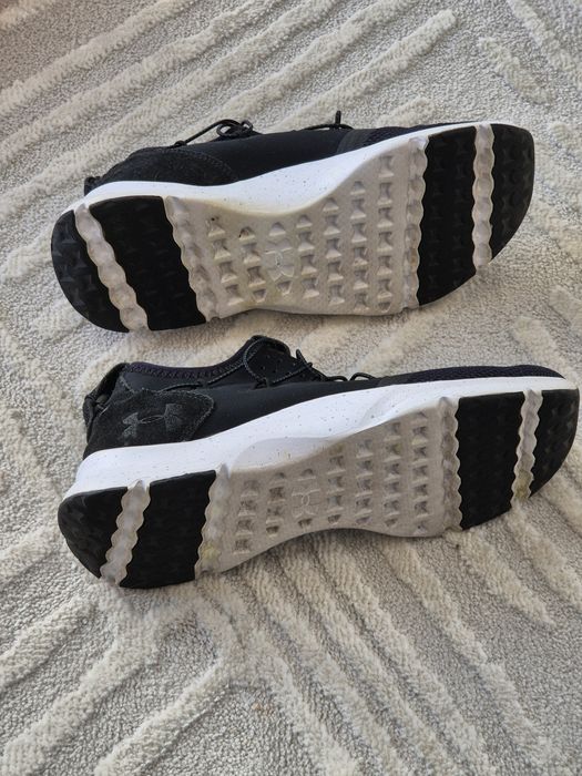 Дамски маратонки Under Armour