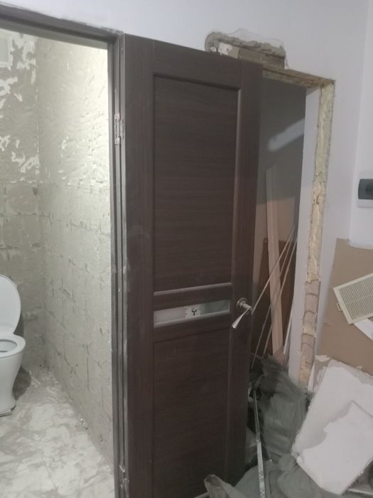 Продам двери в хорошем состояние