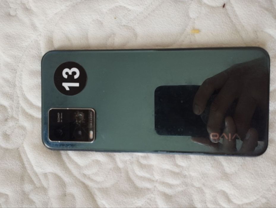 Продам Телефон VIVO Y33