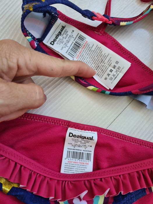 Costum de baie nou pt fetite 3-4 ani