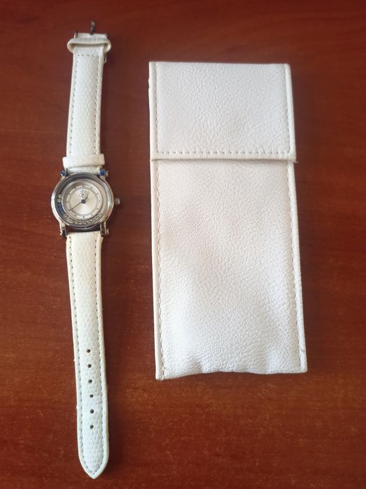 Часы новые женские